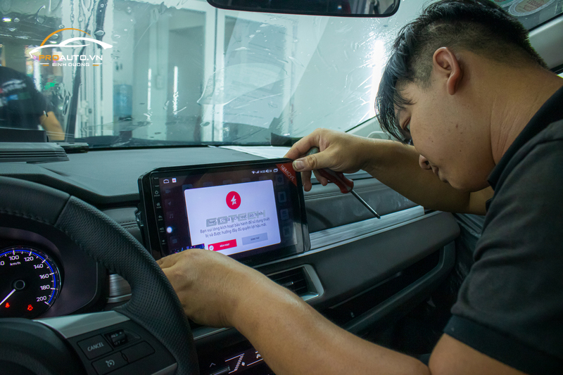 Lắp đặt màn hình android xe ô tô Gotech tại ProAuto.vn